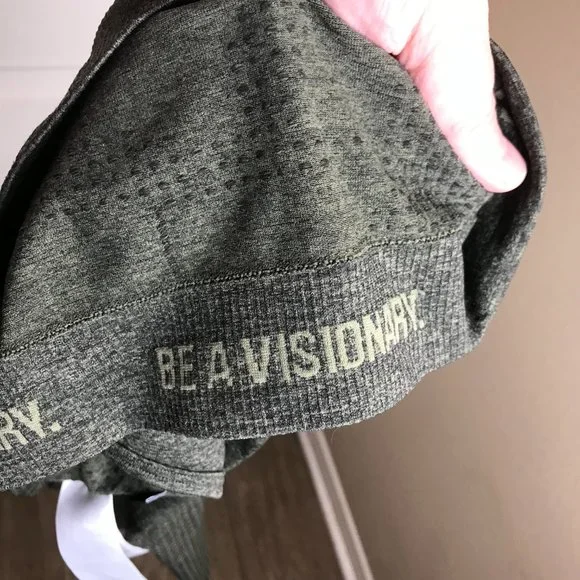 Gymshark Women's Cropped Long Sleeve Thumbhole Athletic Top Green ~ Size XS - Picture 6 of 7